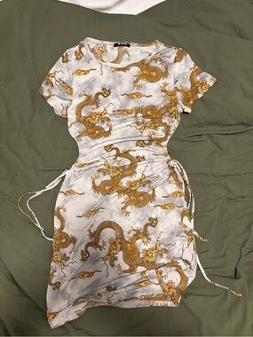 G Mini Golden Dragon Print Side Cutouts Dress - Gray & Gold